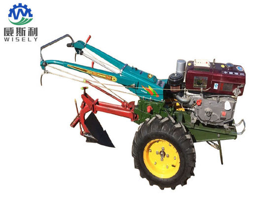 China Paseo de la máquina segador de patata detrás del tractor con el tipo del motor del movimiento del arado cuatro proveedor